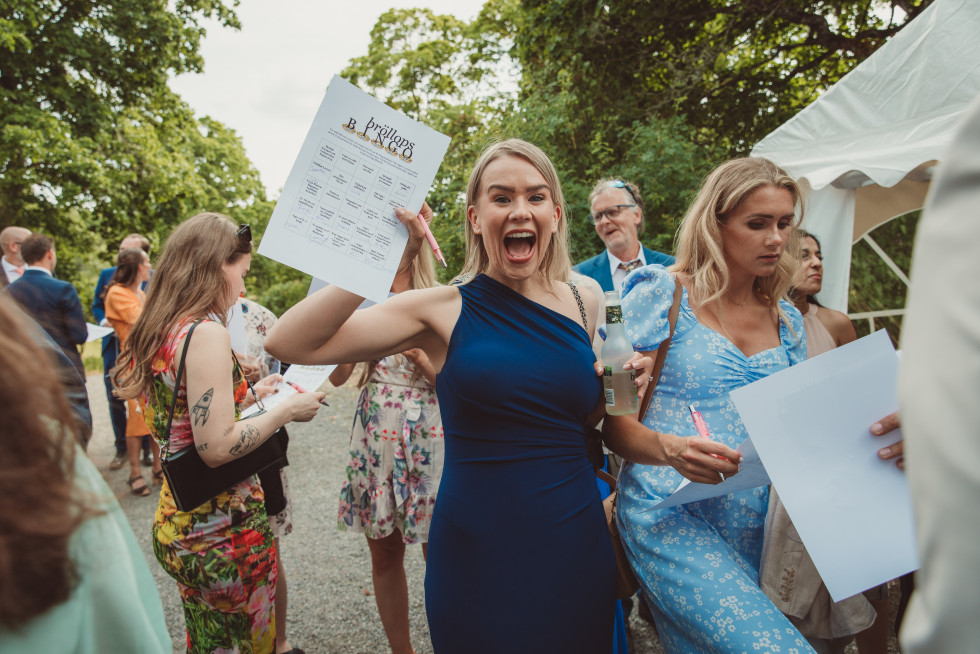 Bröllopskryss, redo för gästerna att fylla i under bröllopsfesten.