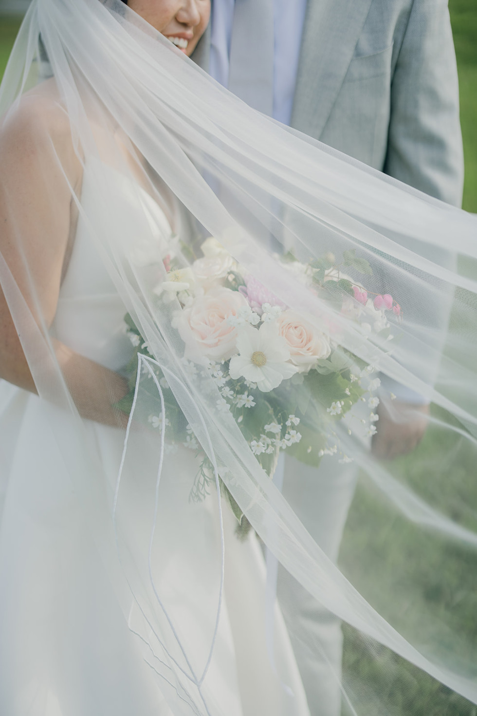 bild på en bröllopsslöja