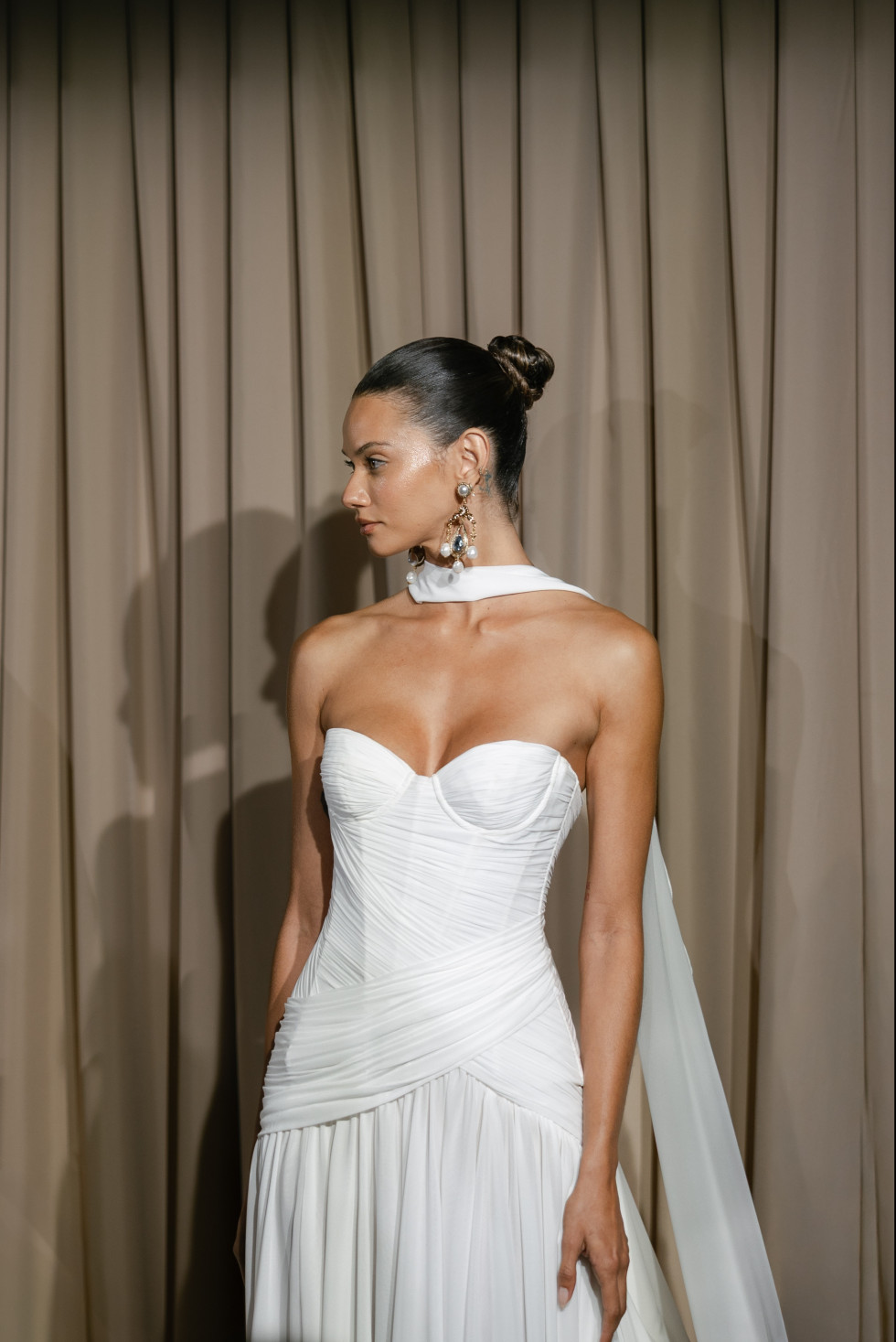 chic bröllopsklänning