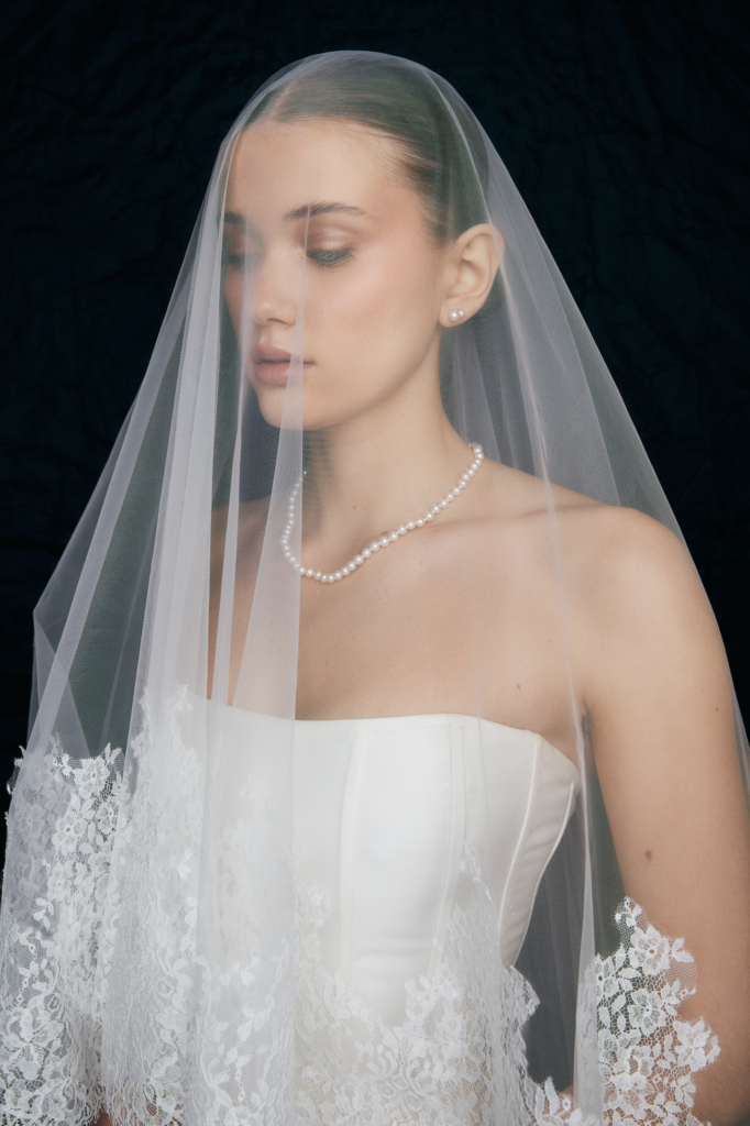 Exklusiva vigselringar från Goldringsly för en Modern Bridal look.